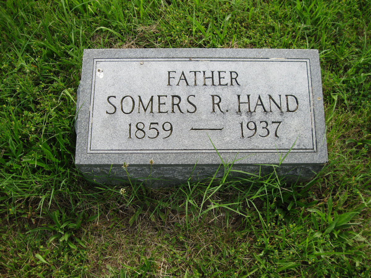 Hand, Somers
